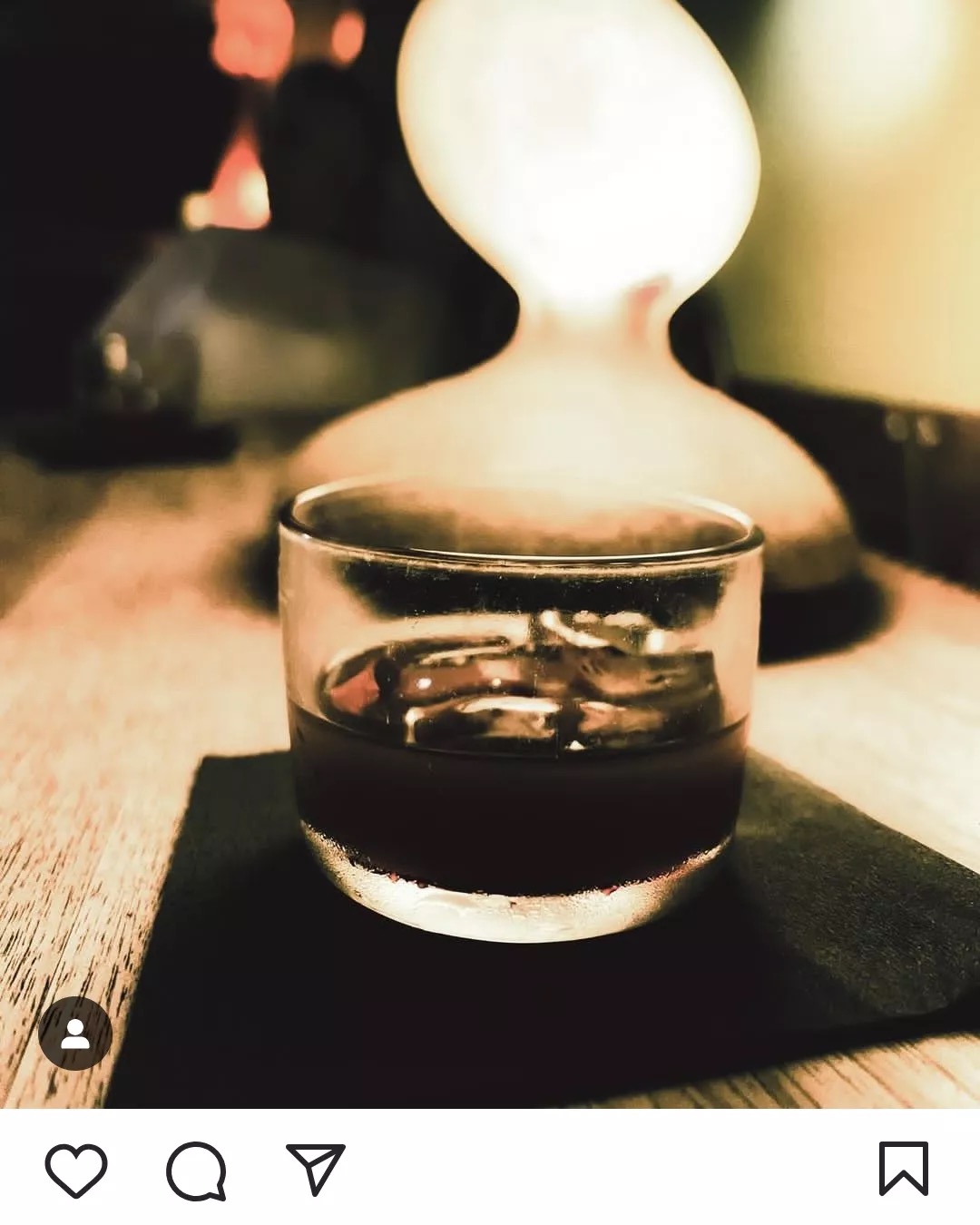 Cocktail affumicato al bancone di Macondo